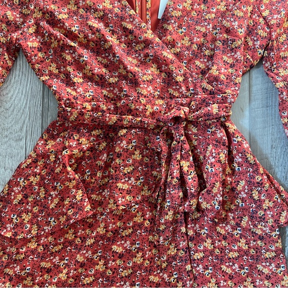NWT Mi Ami Adaline Floral Wrap Dress | Size Medium - Picture 8 of 12